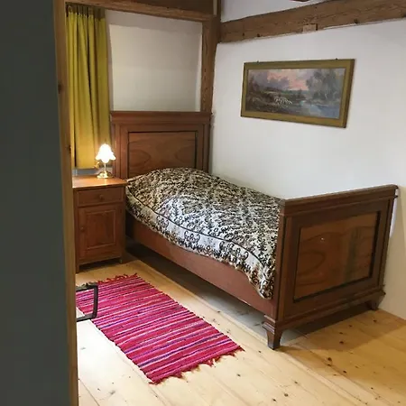 Apartment Kunnibunt Burgsalach